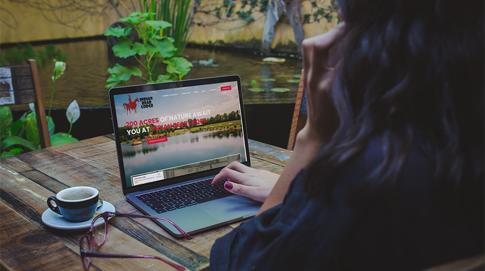 indian-bear-lodge-home-computer